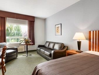 High Prairie Inn Room photo